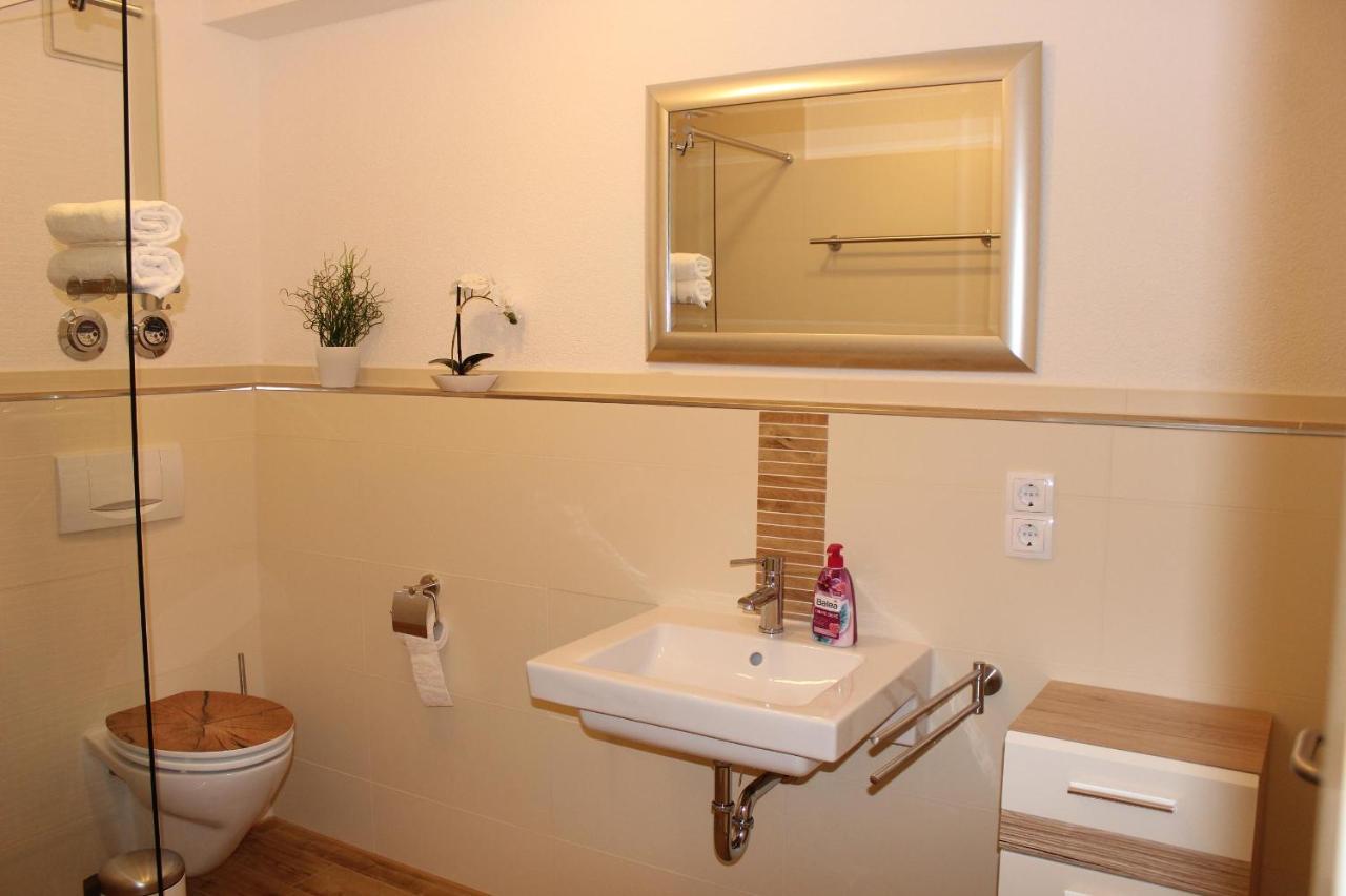 Ferienwohnung Miletta, Zentral Friedrichshafen Bodensee Buitenkant foto